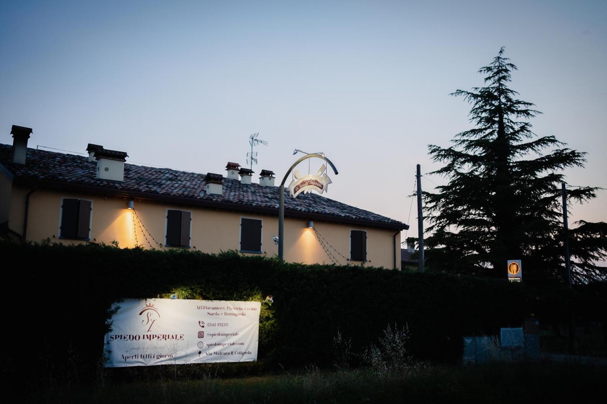 Spiedo Imperiale - Locanda E Ristorante Cotignola Exterior photo